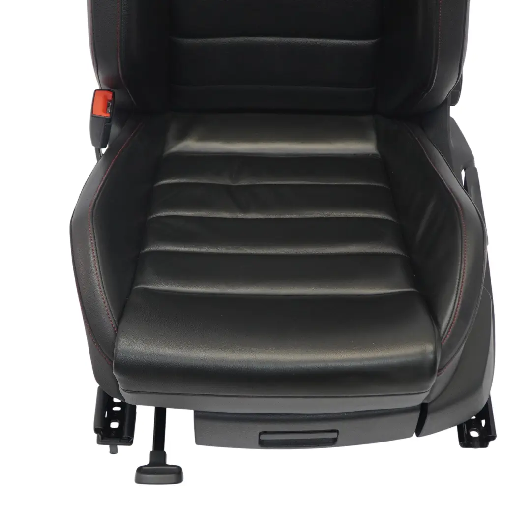 VW Golf 5G Mk7 GTI 5D Asiento Delantero Izquierdo Calefactable Cuero Negro Rojo - SKU 5G4881805FE-1 - Número de pieza 5G4881805FE