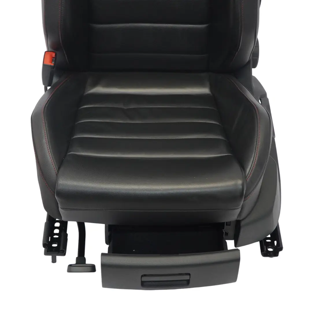 5G Mk7 GTI 5D Siège avant gauche chauffant cuir noir rouge pour Volkswagen Golf à propos du numéro de pièce 5G4881805FE Volkswagen Golf 5G Mk7 GTI 5D Siège avant gauche chauffant cuir noir rouge - SKU 5G4881805FE-1 - Numéro de pièce 5G4881805FE