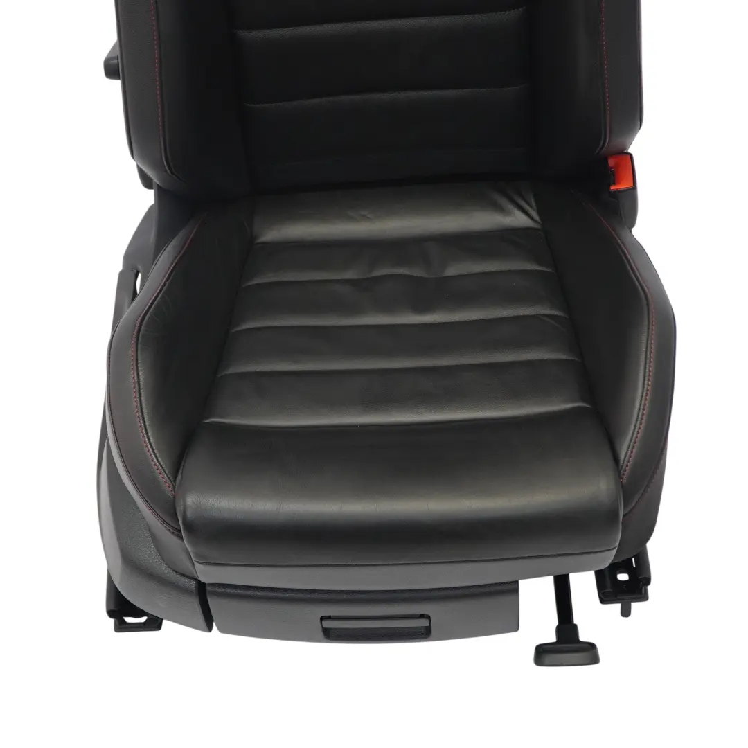 Volkswagen Golf 5G Mk7 GTI 5D Fotel Przedni Prawy Grzany Skórzany Czarny - SKU 5G4881806FE-1 - Numer Części 5G4881806FE