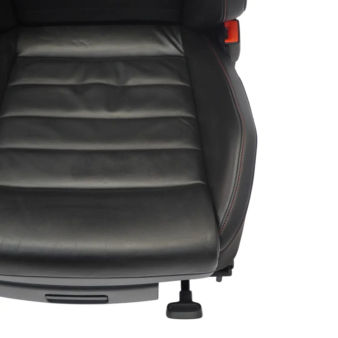 Volkswagen Golf 5G Mk7 GTI 5D Fotel Przedni Prawy Grzany Skórzany Czarny - SKU 5G4881806FE-1 - Numer Części 5G4881806FE