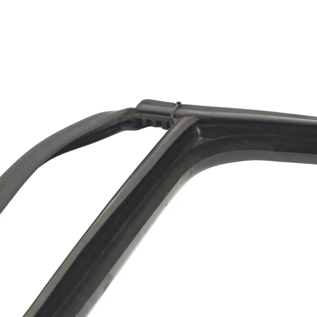 Volkswagen Golf 5G Rear Door Window Seal Gasket Rubber Frame Left N/S - SKU 5G6839431H - Part number 5G6839431H