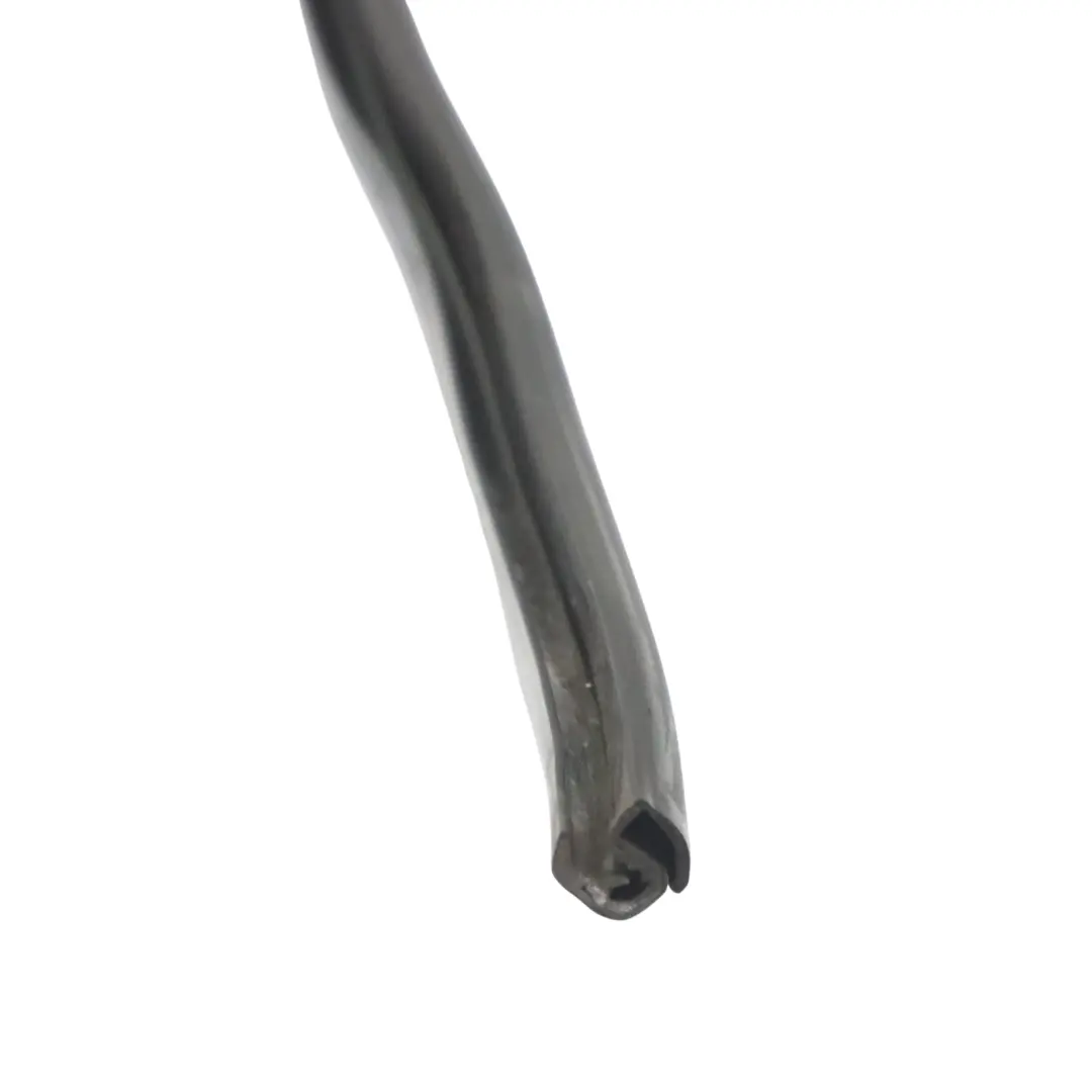 Volkswagen Golf 5G Rear Door Window Gasket Rubber Frame Right O/S 5G6839431H - SKU 5G6839432H - Part number 5G6839432H