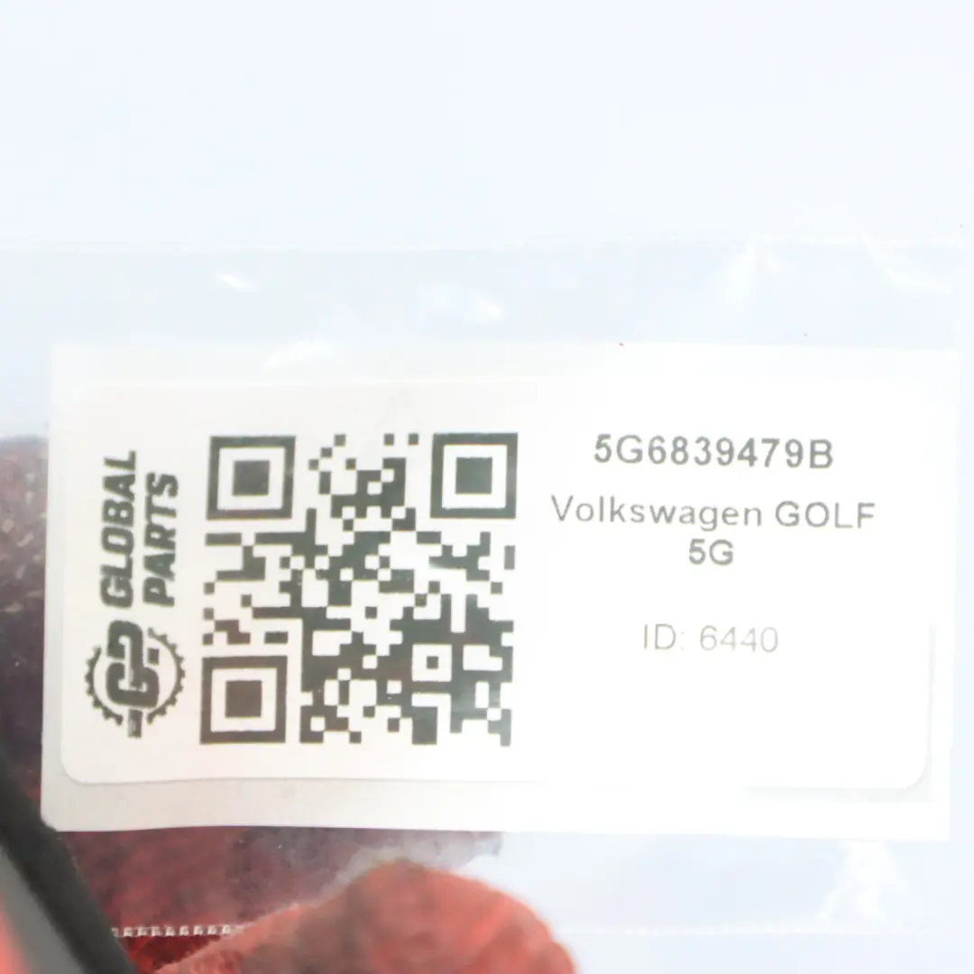 Volkswagen Golf 5G Listwa Okienna Drzwi Tylne Lewe N/S Uszczelka - SKU 5G6839479B - Numer Części 5G6839479B