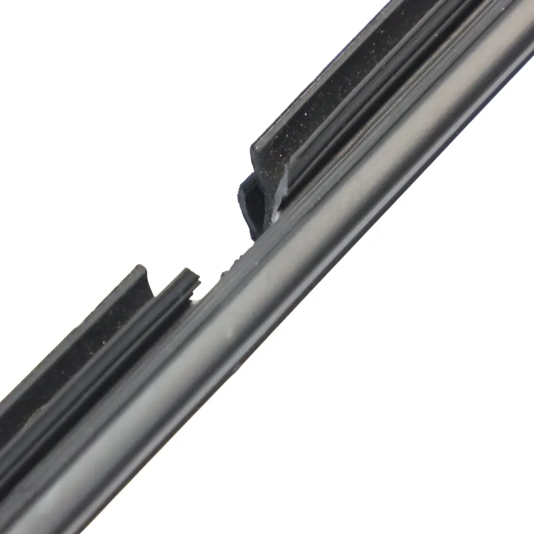 Volkswagen Golf 5G Fensterleiste Trim Tür Hinten Rechts Moulding Seal - SKU 5G6839480B - Teilenummer 5G6839480B