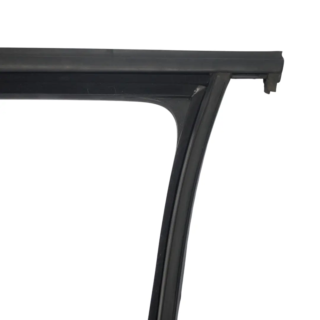 Volkswagen Tiguan 5N Fensterabdeckung Leiste Trim Tür vorne links Rahmen - SKU 5N0837431E - Teilenummer 5N0837431E