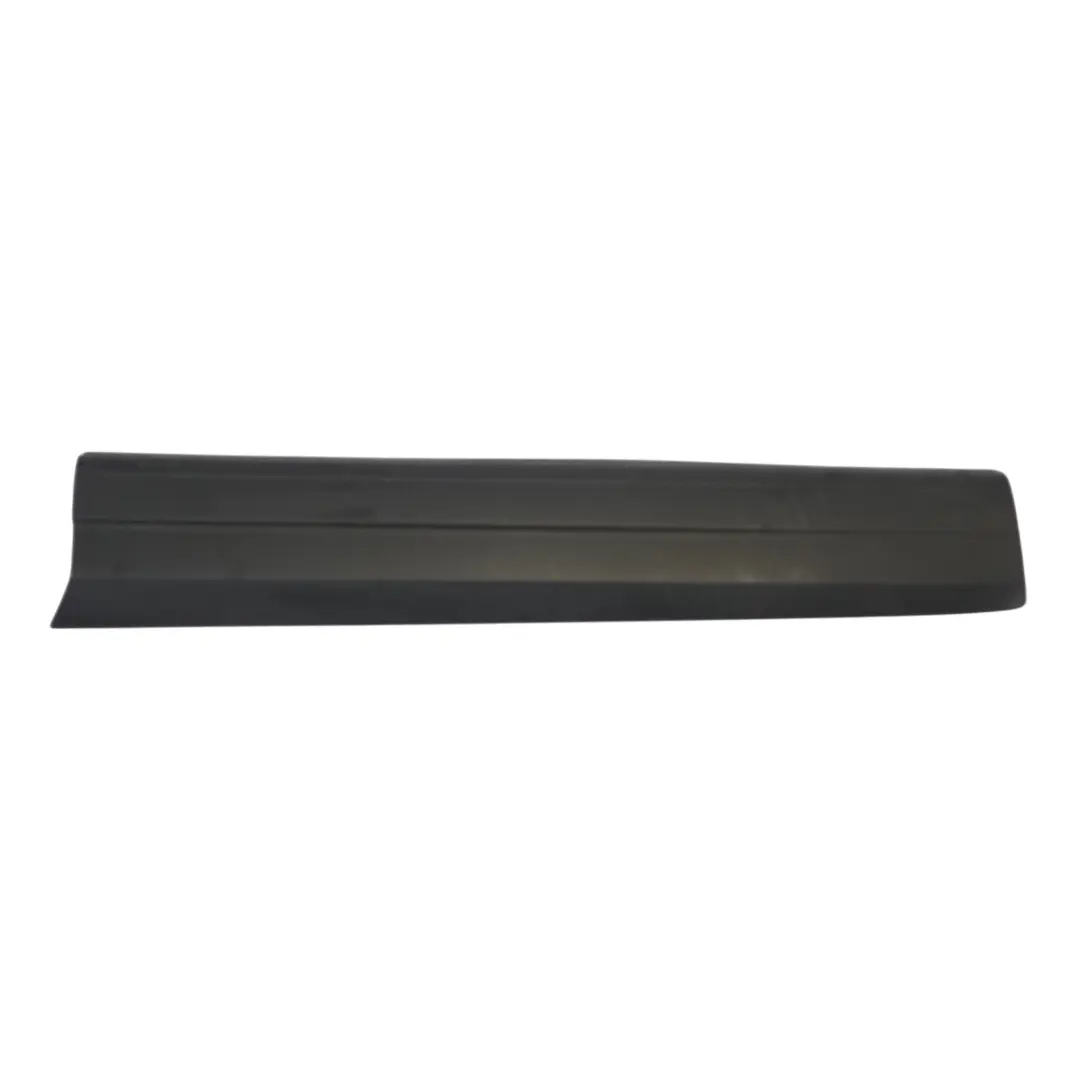 Volkswagen VW Tiguan 5N Cache moulure inférieur de porte avant gauche - SKU 5N0854939A - Numéro de pièce 5N0854939A
