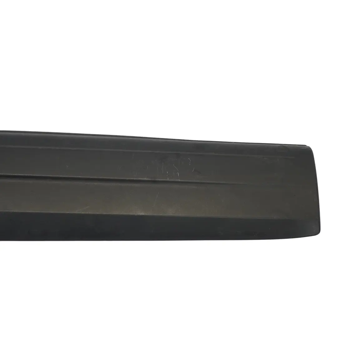 Cache moulure inférieur de porte avant gauche pour Volkswagen VW Tiguan 5N à propos du numéro de pièce 5N0854939A Volkswagen VW Tiguan 5N Cache moulure inférieur de porte avant gauche - SKU 5N0854939A - Numéro de pièce 5N0854939A