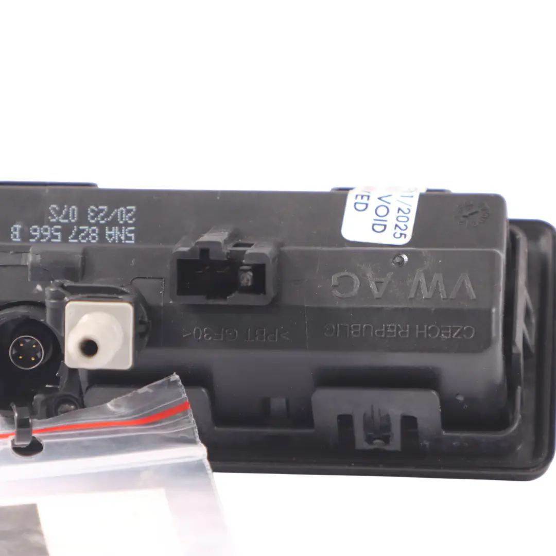 Audi A4 B9 Volkswagen Tiguan Caméra de recul Poignée de hayon - SKU 5NA827566B - Numéro de pièce 5NA827566B