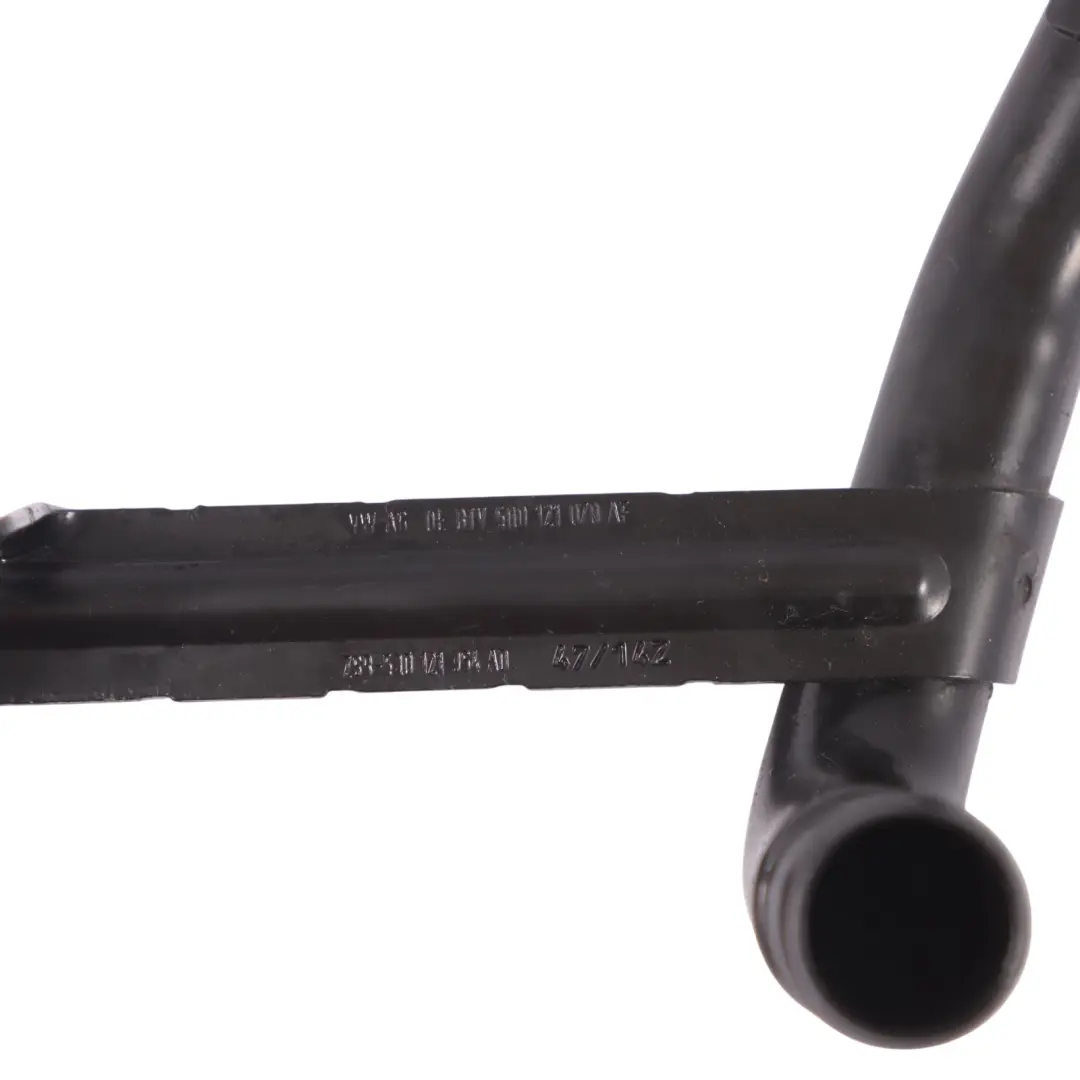 Audi A3 8V Tubo Acqua Raffreddamento Radiatore Tubo Linea - SKU 5Q0121070AF - Numero di parte 5Q0121070AF