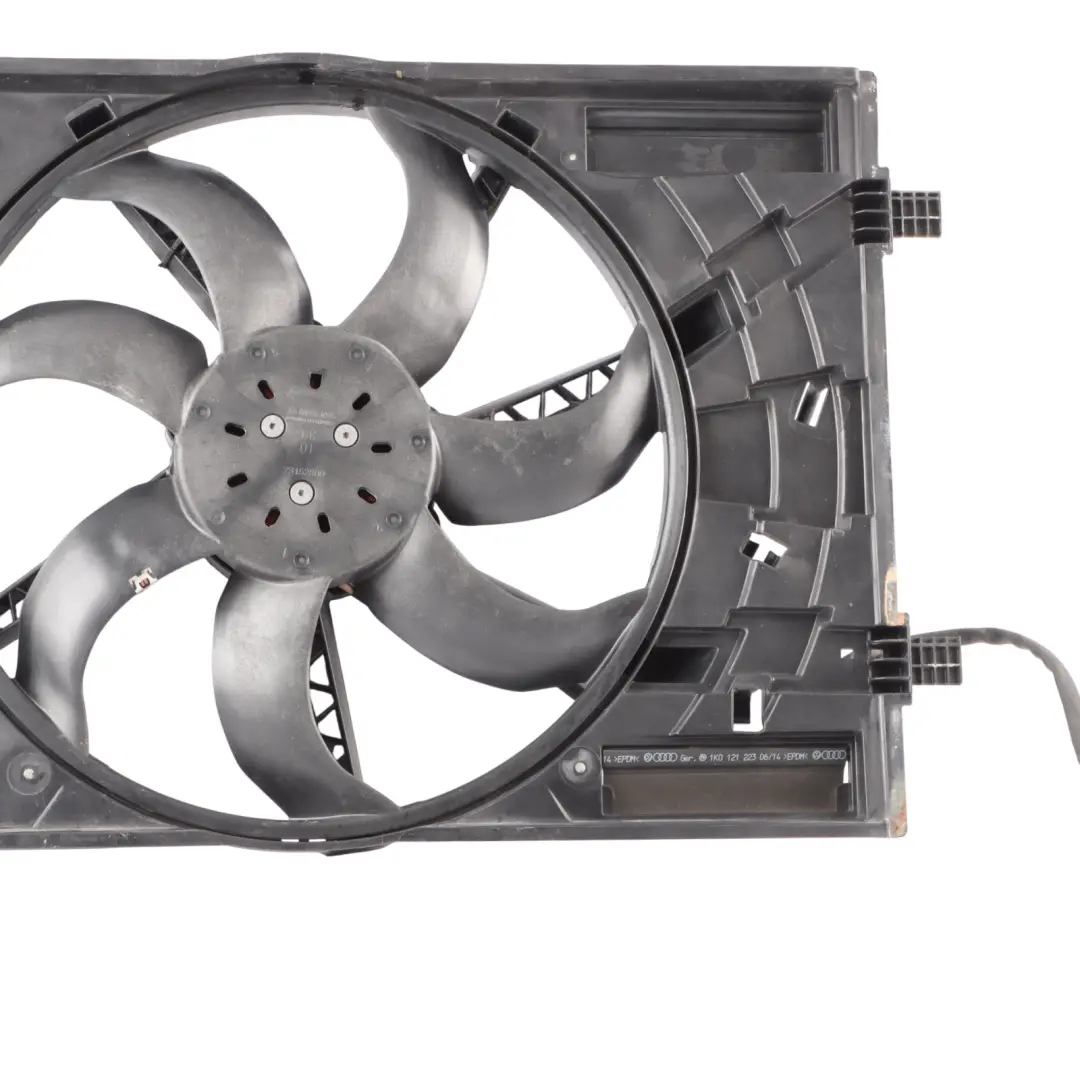 Radiator Fan Motor Engine Cooling Fan to Audi A3 8V 1.4 TFSI with Part number 5Q0121203BK Audi A3 8V 1.4 TFSI Radiator Fan Motor Engine Cooling Fan - SKU 5Q0121203BK - Part number 5Q0121203BK
