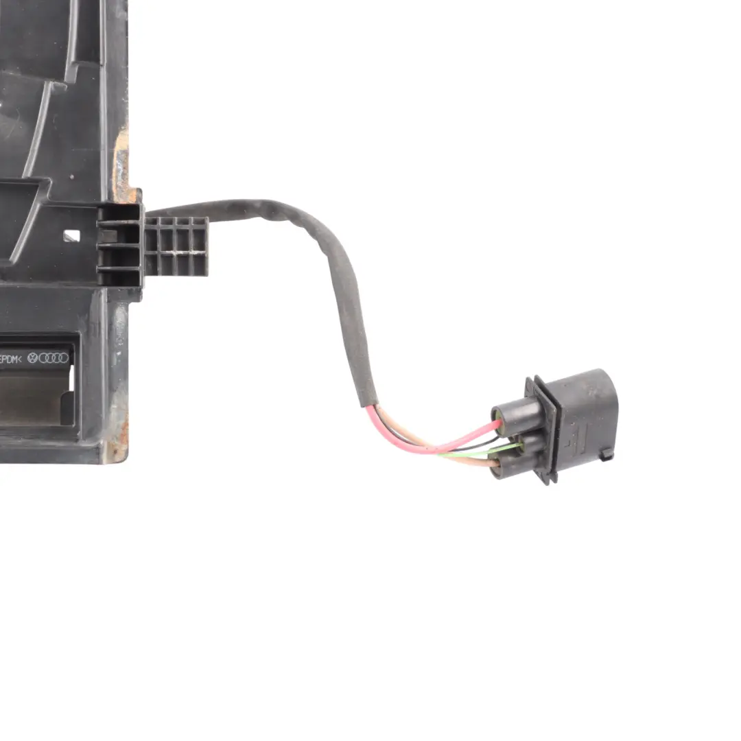 Radiator Fan Motor Engine Cooling Fan to Audi A3 8V 1.4 TFSI with Part number 5Q0121203BK Audi A3 8V 1.4 TFSI Radiator Fan Motor Engine Cooling Fan - SKU 5Q0121203BK - Part number 5Q0121203BK