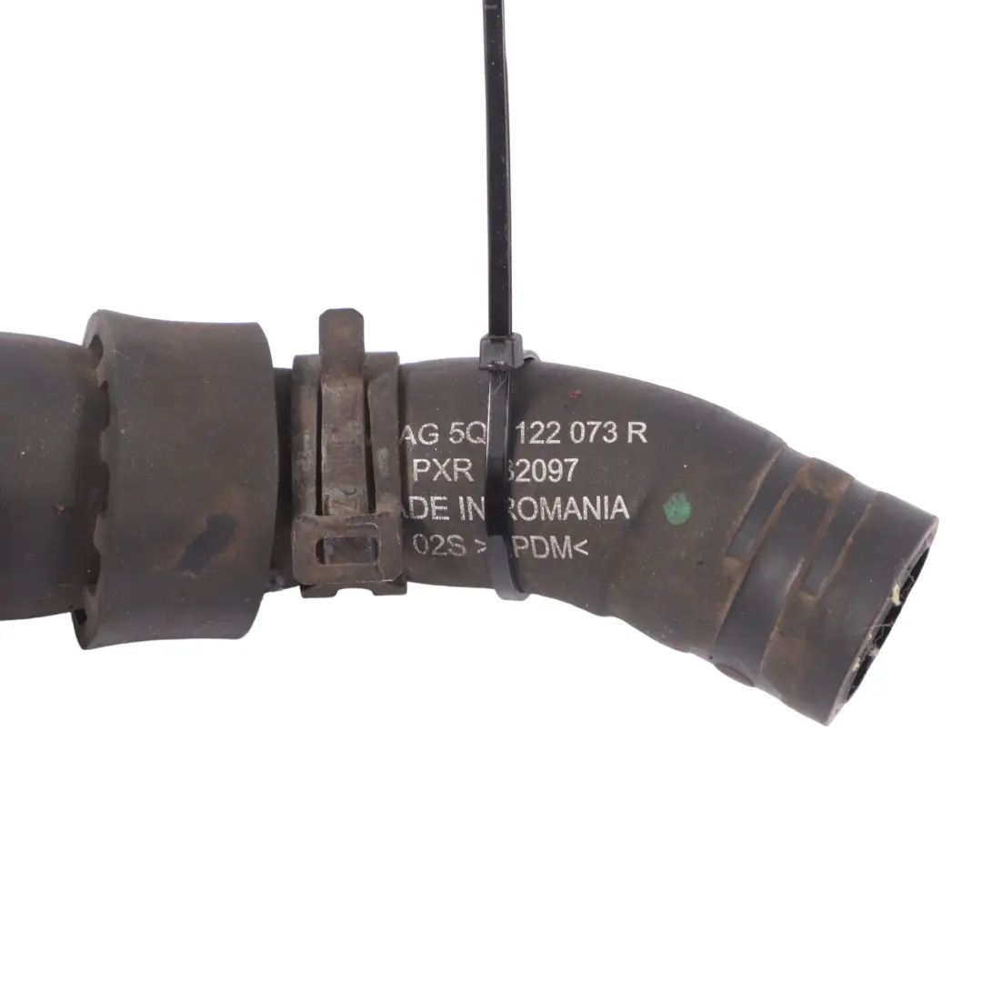 Tuyau d'eau Tuyau de refroidissement Tube pour Audi A3 8V à propos du numéro de pièce 5Q0122073R Audi A3 8V Tuyau d'eau Tuyau de refroidissement Tube - SKU 5Q0122073R - Numéro de pièce 5Q0122073R