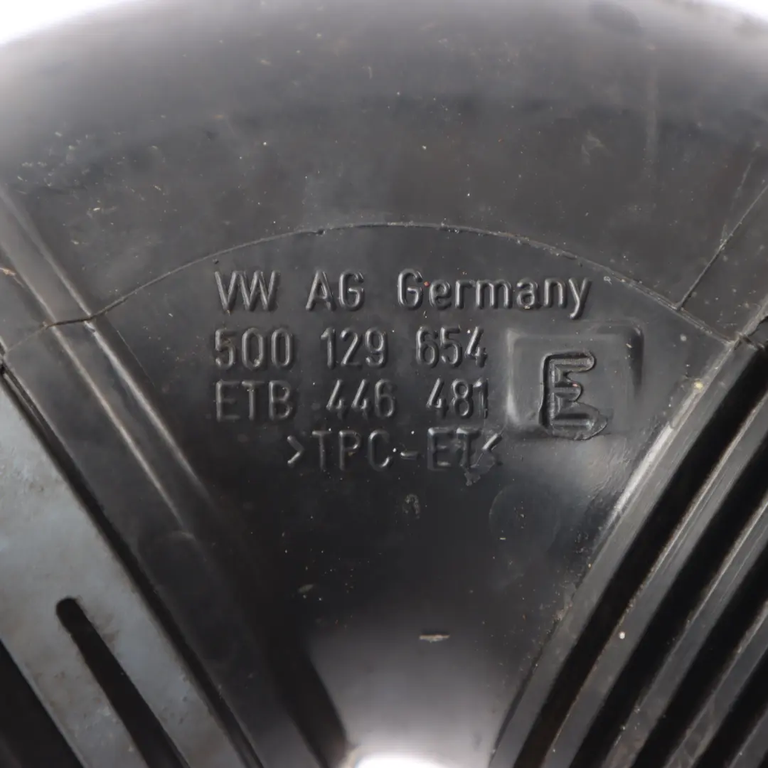 Wąż Rura Kanał Dolot Powietrza do Audi A3 8V 2.0 TDI o numerze 5Q0129654E Audi A3 8V 2.0 TDI Wąż Rura Kanał Dolot Powietrza - SKU 5Q0129654E - Numer Części 5Q0129654E