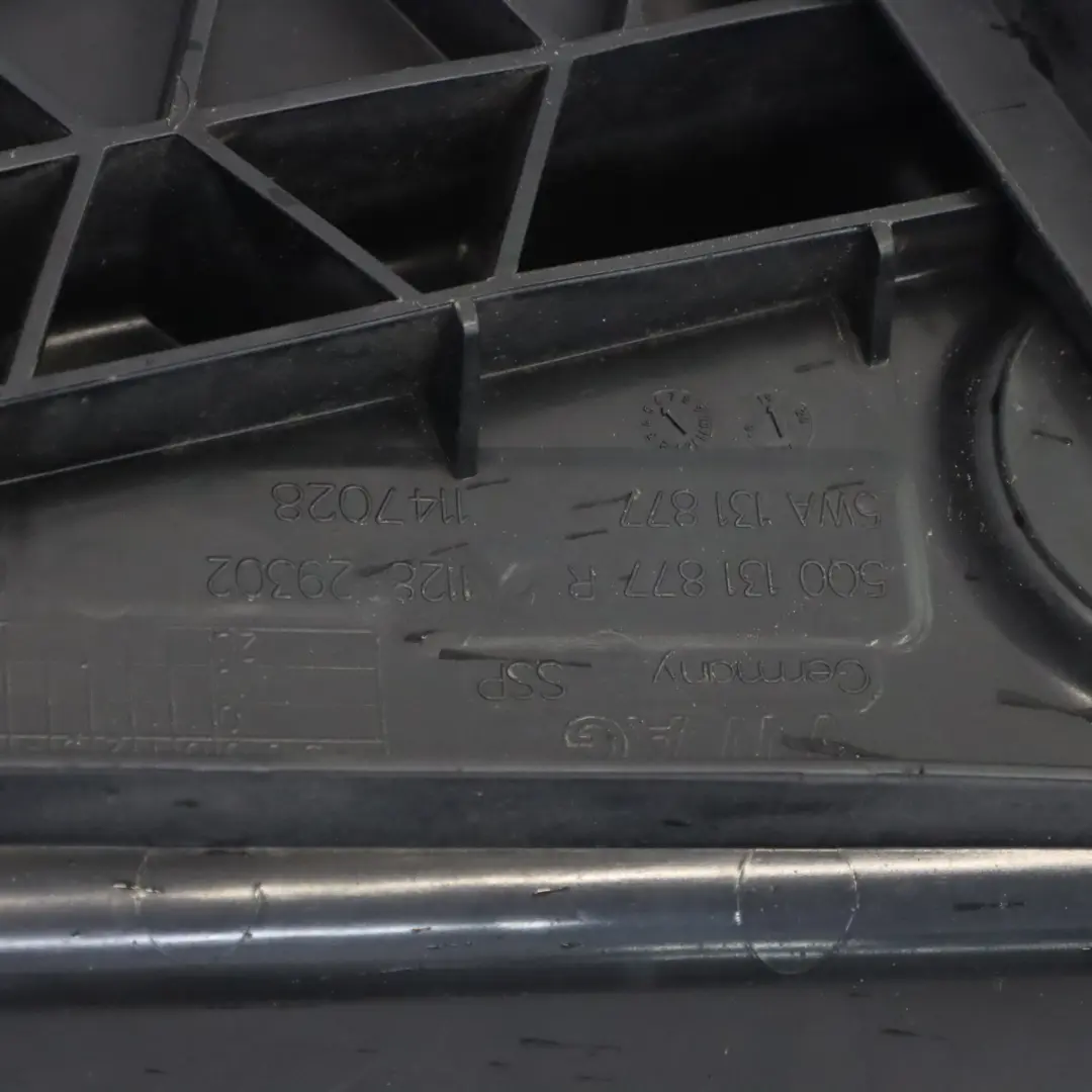 AdBlue Serbatoio Additivo Contenitore Modulo Diesel per Audi A3 8V con numero di parte 5Q0131877R Audi A3 8V AdBlue Serbatoio Additivo Contenitore Modulo Diesel - SKU 5Q0131877R - Numero di parte 5Q0131877R