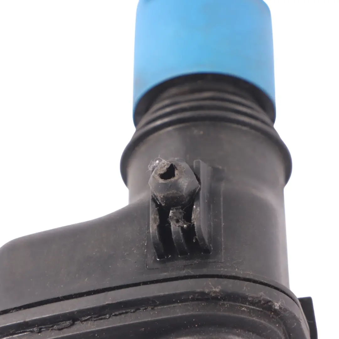 DGTE Diesel Rura Wlew Ad Blue do Audi A3 8V 30 TDI o numerze 5Q0131965R Audi A3 8V 30 TDI DGTE Diesel Rura Wlew Ad Blue - SKU 5Q0131965R - Numer Części 5Q0131965R