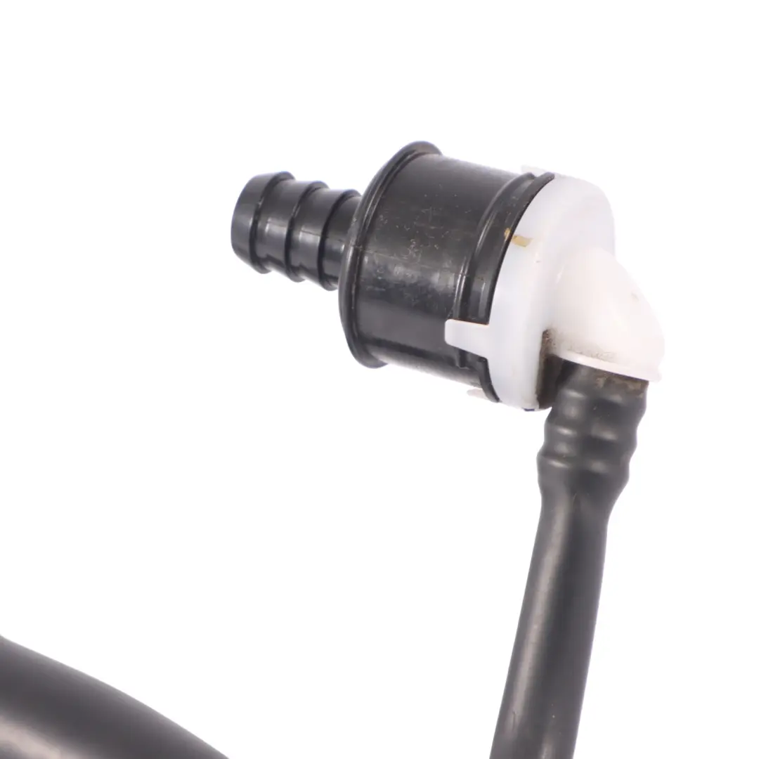 DGTE Ad Bleu Réservoir Tuyau Pantalon Ligne Tube pour Audi A3 8V 30 TDI à propos du numéro de pièce 5Q0131965R Audi A3 8V 30 TDI DGTE Ad Bleu Réservoir Tuyau Pantalon Ligne Tube - SKU 5Q0131965R - Numéro de pièce 5Q0131965R