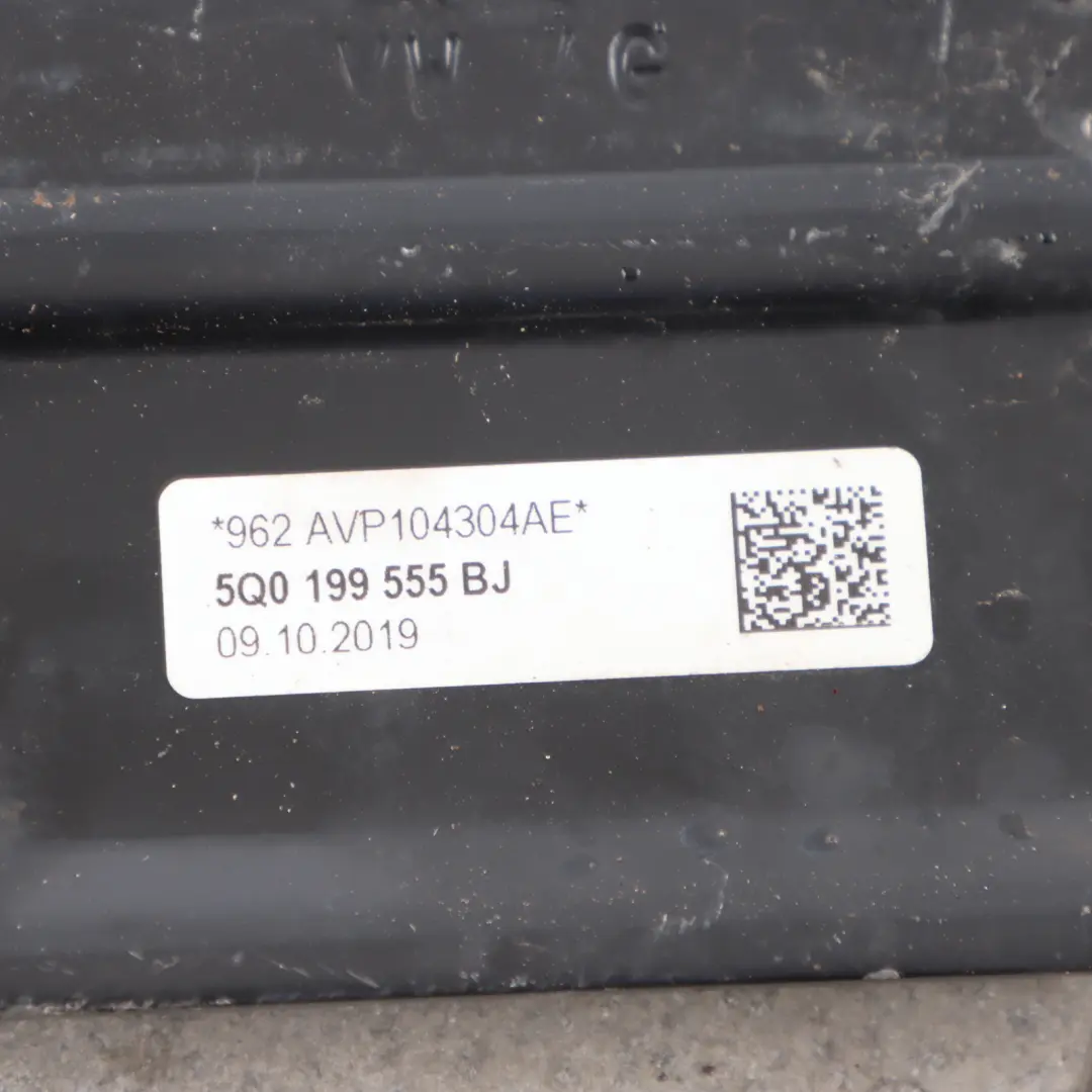 Audi A3 8V Supporto Motore Staffa Supporto Supporto Motore Sinistro - SKU 5Q0199555BJ - Numero di parte 5Q0199555BJ