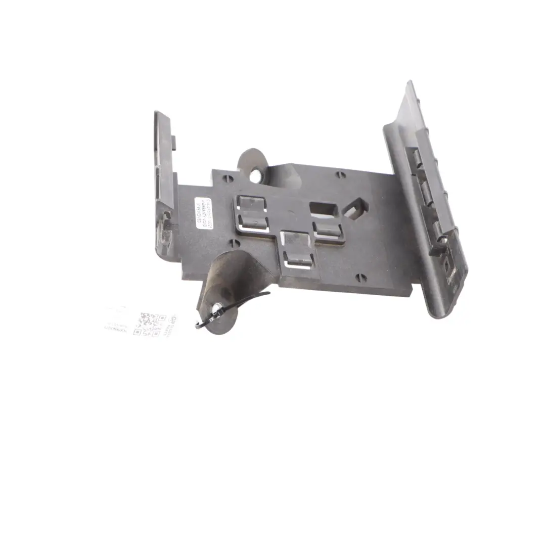 CZGB Petrol Engine Control Unit Bracket to Audi RS3 8V 2.5 TFSI with Part number 5Q0906507F Audi RS3 8V 2.5 TFSI CZGB Petrol Engine Control Unit Bracket - SKU 5Q0906507F - Part number 5Q0906507F