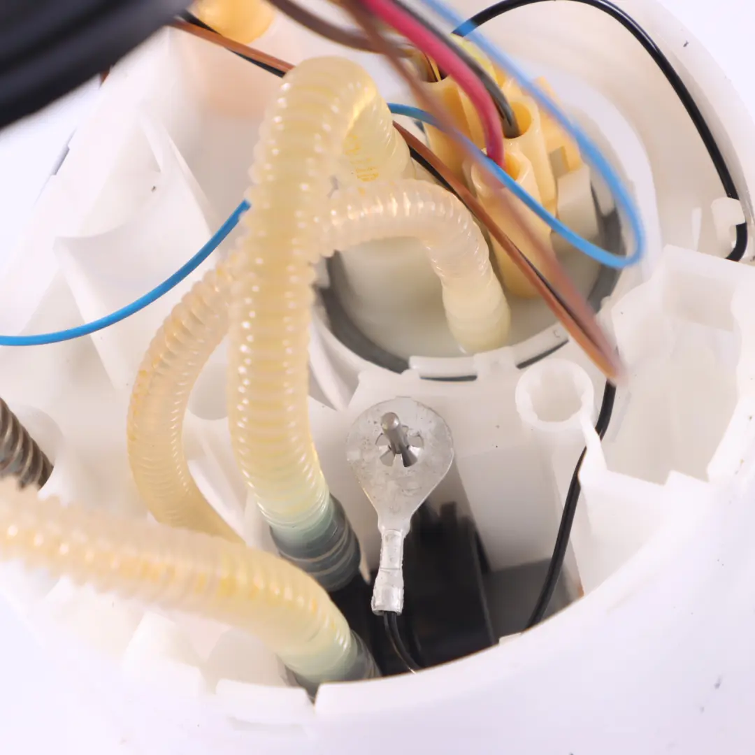 Dans le réservoir Pompe à Unité d'émission pour Audi A3 8V 1.6 TDI Diesel à propos du numéro de pièce 5Q0919050BB Audi A3 8V 1.6 TDI Diesel Dans le réservoir Pompe à Unité d'émission - SKU 5Q0919050BB - Numéro de pièce 5Q0919050BB