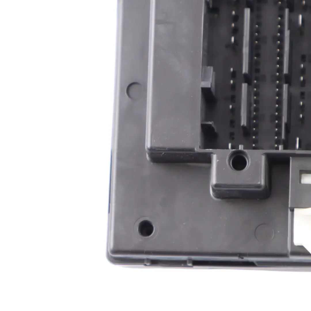 Body Control Module Unit ECU to Volkswagen Crafter Audi A1 A3 8V with Part number 5Q0937084DH Volkswagen Crafter Audi A1 A3 8V Body Control Module Unit ECU - SKU 5Q0937084DH - Part number 5Q0937084DH