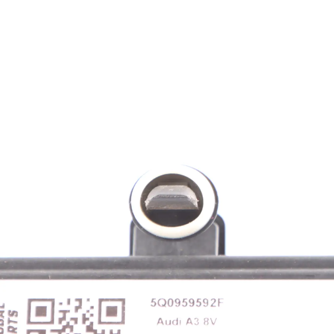 Module Porte Audi A3 8V Volkswagen Golf 7 ECU Avant Gauche pour à propos du numéro de pièce 5Q0959592F Module Porte Audi A3 8V Volkswagen Golf 7 ECU Avant Gauche - SKU 5Q0959592F - Numéro de pièce 5Q0959592F