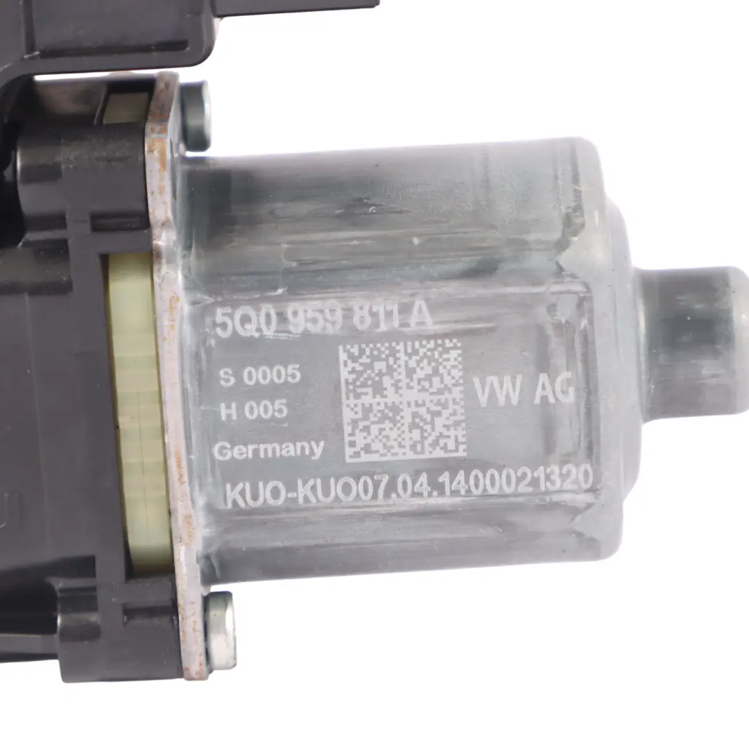 Elevalunas Trasero Motor Regulador Izquierdo para Skoda Octavia 5E con número de pieza 5Q0959811A Skoda Octavia 5E Elevalunas Trasero Motor Regulador Izquierdo - SKU 5Q0959811A - Número de pieza 5Q0959811A