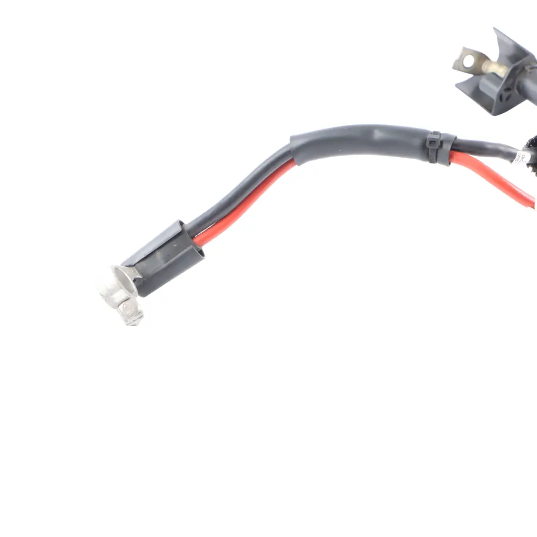 Dodatnia Klema Akumulatora Wiązka Przewodów do Audi A3 8V o numerze 5Q0971228A Audi A3 8V Dodatnia Klema Akumulatora Wiązka Przewodów - SKU 5Q0971228A - Numer Części 5Q0971228A