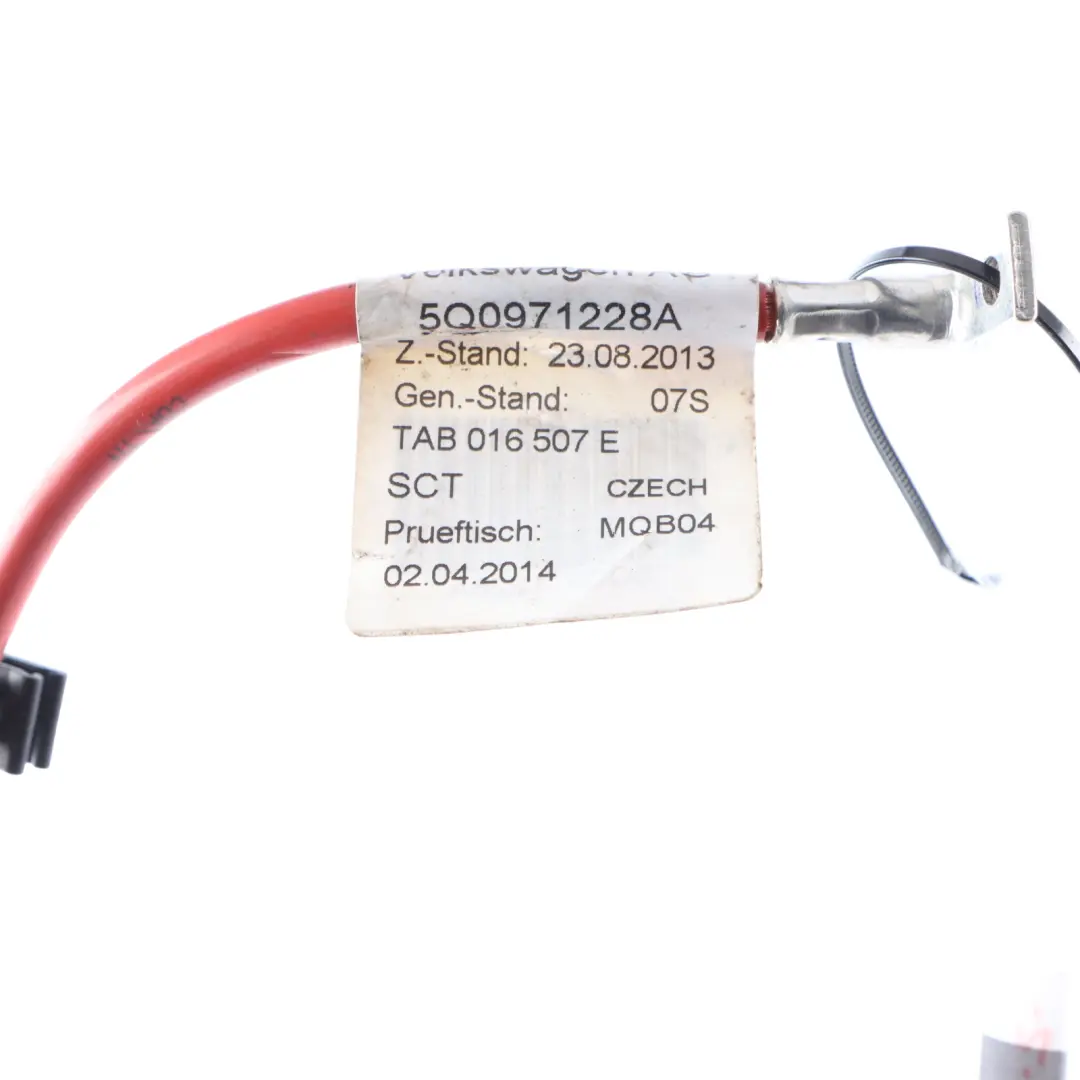 Audi A3 8V Positivo Batteria Terminale Cavo Di Cablaggio - SKU 5Q0971228A - Numero di parte 5Q0971228A
