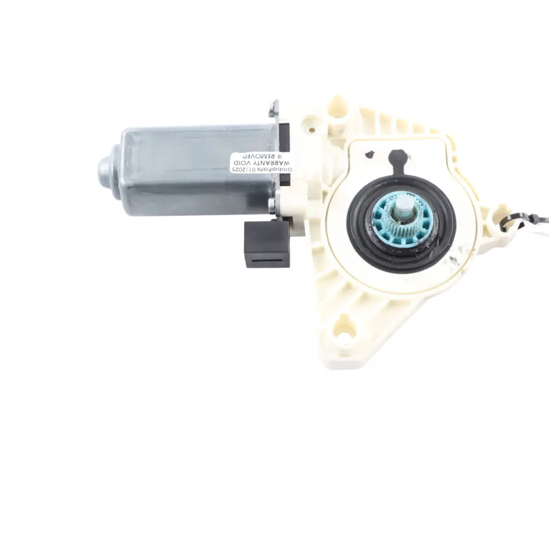 Moteur de lève vitre avant droit Audi Q5 FY pour à propos du numéro de pièce 5Q4959802B Moteur de lève vitre avant droit Audi Q5 FY - SKU 5Q4959802B - Numéro de pièce 5Q4959802B