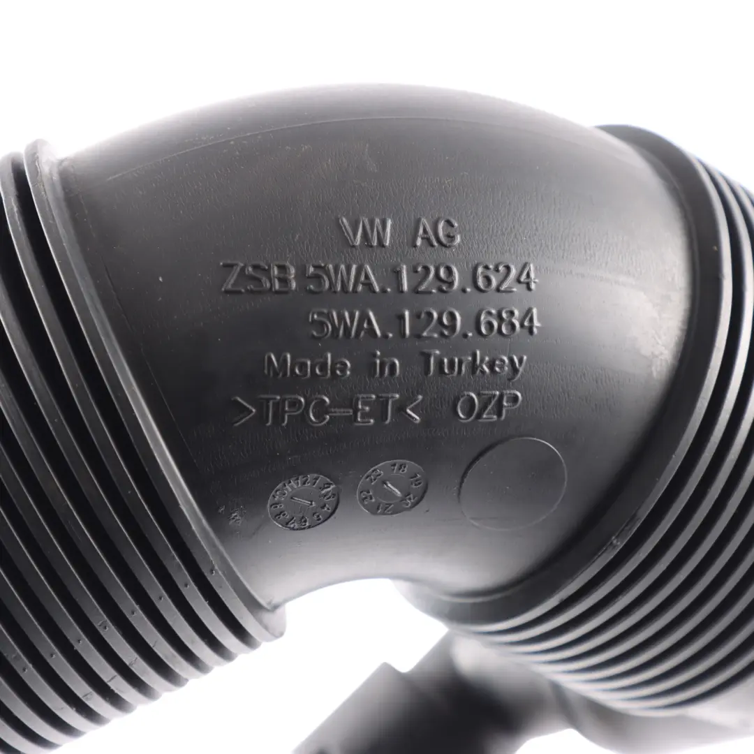 Air Intake Audi A3 8Y Volkswagen golf Mk8 Petrol Pipe Duck Hose Line - SKU 5WA129684 - Part number 5WA129684