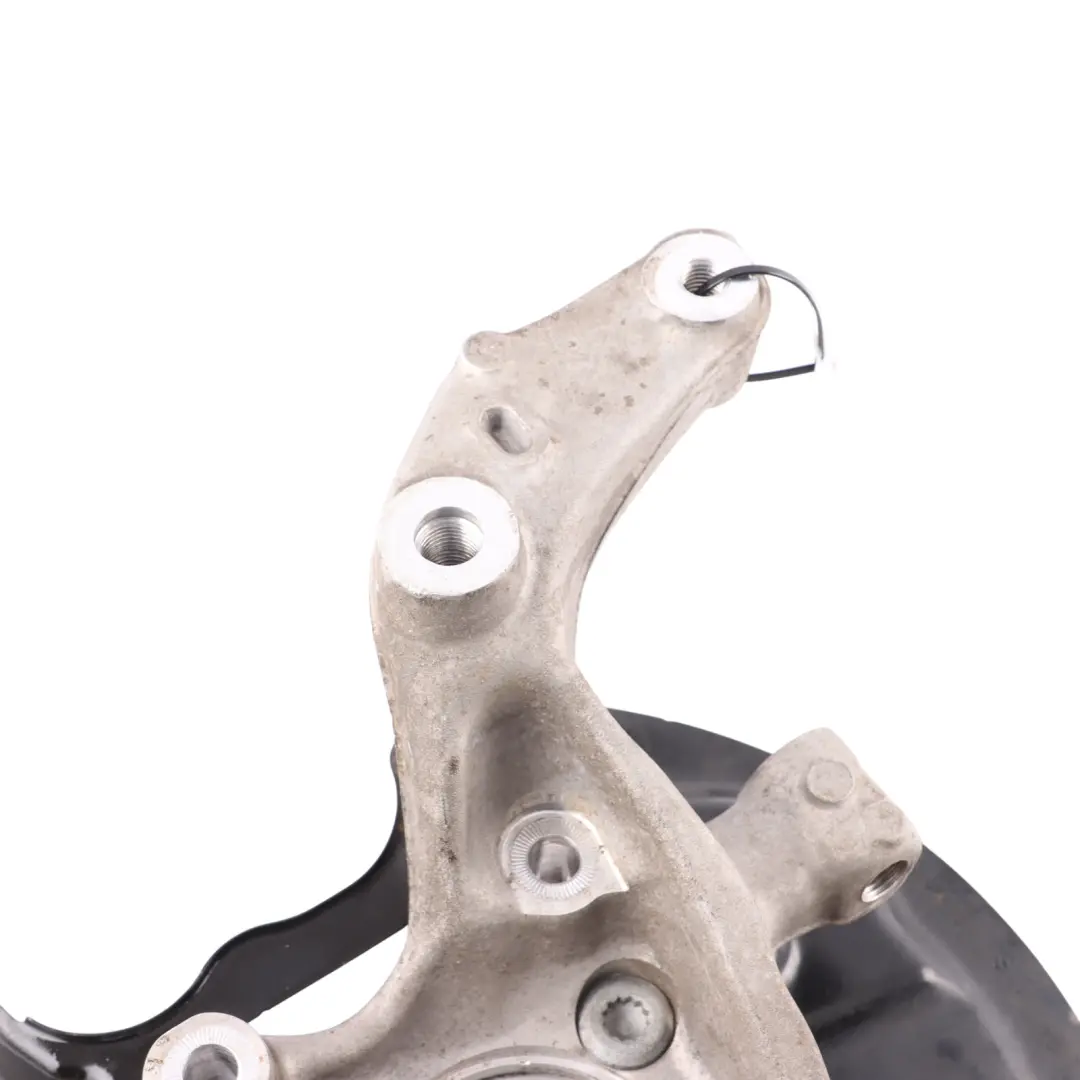 8Y Mozzo ruota posteriore sinistro sterzo piastra freno per Audi A3 S3 con numero di parte 5WA505435G Audi A3 S3 8Y Mozzo ruota posteriore sinistro sterzo piastra freno - SKU 5WA505435G - Numero di parte 5WA505435G