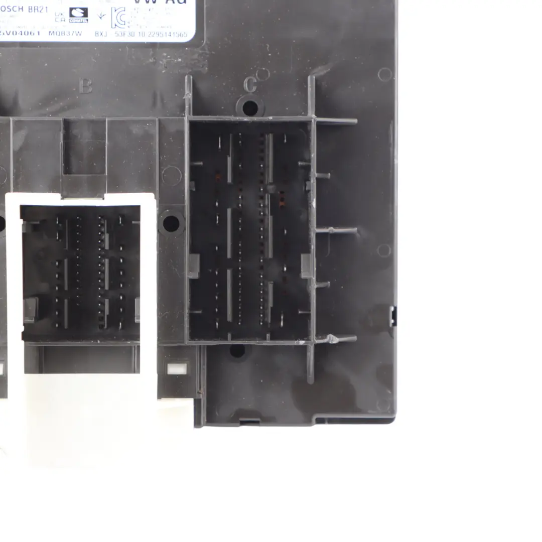8Y Power Supply Module Comfort Control Unit ECU to Audi S3 with Part number 5WA937086BB Audi S3 8Y Power Supply Module Comfort Control Unit ECU - SKU 5WA937086BB - Part number 5WA937086BB
