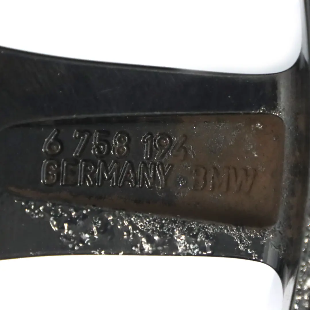 Czarna Felga Przednia 18" ET:47 8J Star Spoke 108 do BMW Z4 E85 E86 o numerze 6758194 BMW Z4 E85 E86 Czarna Felga Przednia 18" ET:47 8J Star Spoke 108 - SKU 6758194-3 - Numer Części 6758194