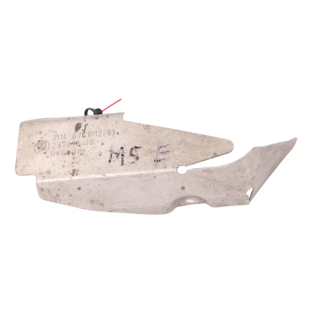 Placa de Protección Térmica Delantera Derecha O/S para BMW E60 E61 E63 E64 con número de pieza 6761012 BMW E60 E61 E63 E64 Placa de Protección Térmica Delantera Derecha O/S - SKU 6761012 - Número de pieza 6761012