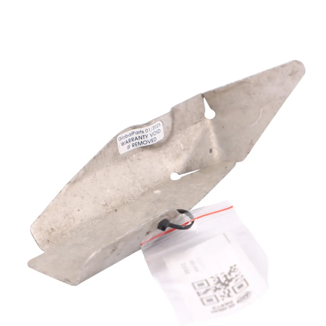 Piastra di protezione termica destra anteriore per BMW E60 E61 E63 E64 con numero di parte 6761012 BMW E60 E61 E63 E64 Piastra di protezione termica destra anteriore - SKU 6761012 - Numero di parte 6761012