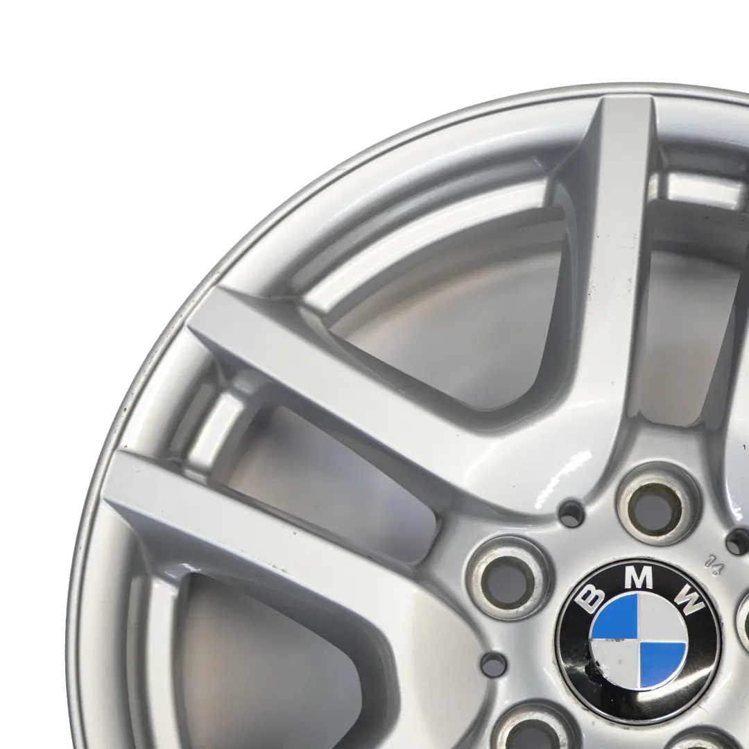Jante en alliage léger argenté à rayons V 130 17" 7,5J ET:40 pour BMW X5 E53 à propos du numéro de pièce 6761929 BMW X5 E53 Jante en alliage léger argenté à rayons V 130 17" 7,5J ET:40 - SKU 6761929-1 - Numéro de pièce 6761929