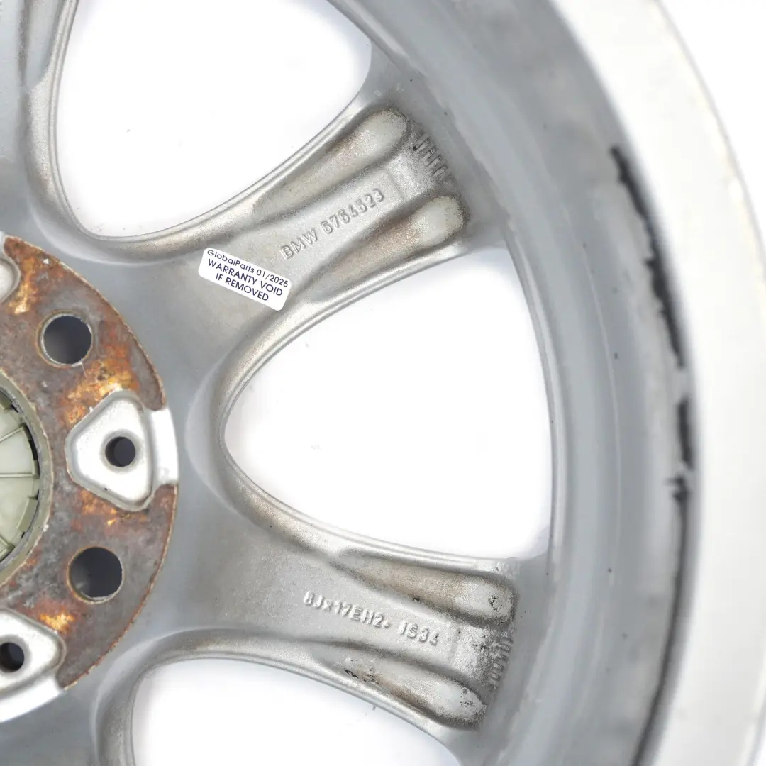 Llanta de aleación BMW E90 E91 E92 17" Star Spoke 185 8J ET:34 para con número de pieza 6764623 Llanta de aleación BMW E90 E91 E92 17" Star Spoke 185 8J ET:34 - SKU 6764623-1 - Número de pieza 6764623