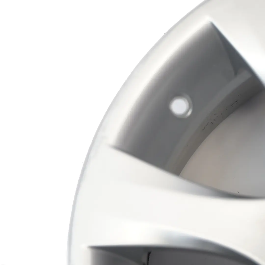 Felga aluminiowa 17" 8J do BMW E90 E91 o numerze 6764623 BMW E90 E91 Felga aluminiowa 17" 8J - SKU 6764623-4 - Numer Części 6764623