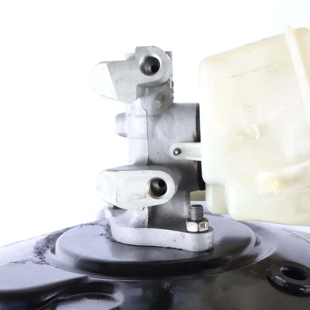 Servo Brake Unit Master Cylinder to BMW Z4 E85 Roadster with Part number 6769850 BMW Z4 E85 Roadster Servo Brake Unit Master Cylinder - SKU 6769850-1 - Part number 6769850