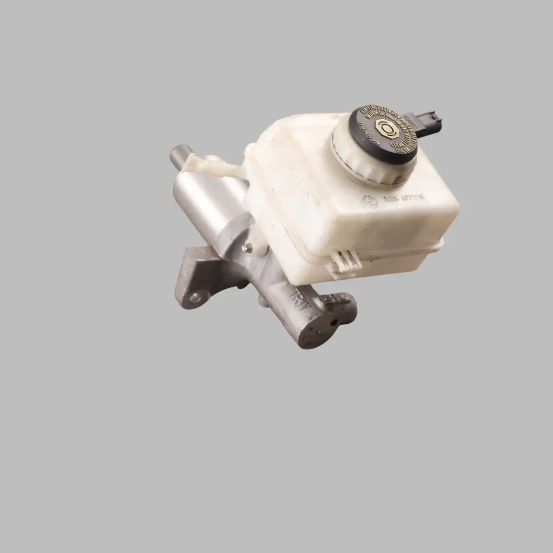 Brake Master Cylinder Expansion Tank to BMW X5 E70 F15 E71 F16 with Part number 6772930 BMW X5 E70 F15 E71 F16 Brake Master Cylinder Expansion Tank - SKU 6772930 - Part number 6772930