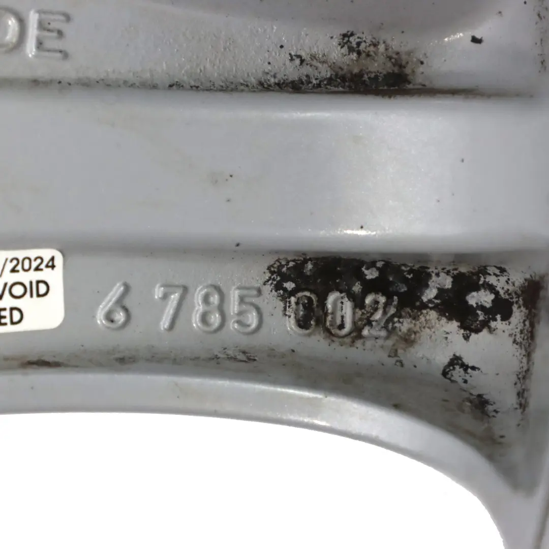 Front Silver Wheel Alloy Rim 19" 8J ET:37 Star Spoke 230 to BMW E90 E91 E92 E93 with Part number 6785002 BMW E90 E91 E92 E93 Front Silver Wheel Alloy Rim 19" 8J ET:37 Star Spoke 230 - SKU 6774724-3 - Part number 6785002