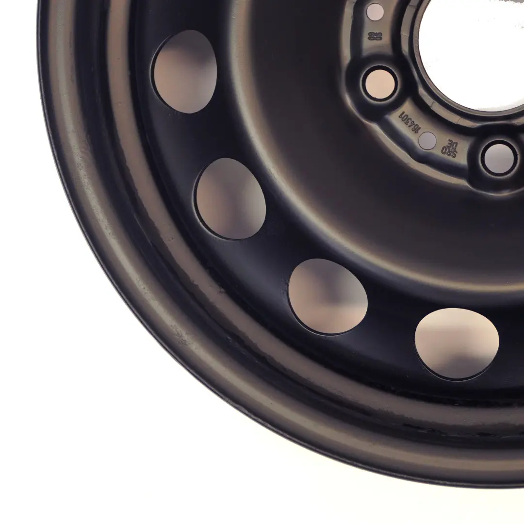 Cerchio in acciaio nero 16" 7J ET:34 per BMW Serie 3 E90 E91 E92 E93 con numero di parte 6775592 BMW Serie 3 E90 E91 E92 E93 Cerchio in acciaio nero 16" 7J ET:34 - SKU 6775592 - Numero di parte 6775592