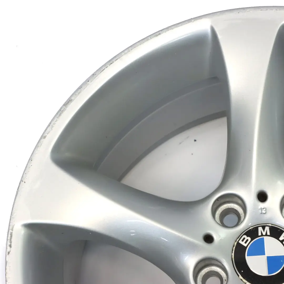 Tylna Felga Aluminiowa 19" Star Spoke 230 9J ET:39 6779659 do BMW E90 E91 E92 o numerze 6785003 BMW E90 E91 E92 Tylna Felga Aluminiowa 19" Star Spoke 230 9J ET:39 6779659 - SKU 6779659-3 - Numer Części 6785003