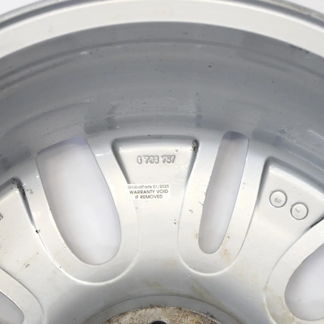 Alloy Rim 17" Mini R55 R56 R57 Silver Shield 7J ET:48 to Silver Wheel with Part number 6789797 Silver Wheel Alloy Rim 17" Mini R55 R56 R57 Silver Shield 7J ET:48 - SKU 6789797-3 - Part number 6789797