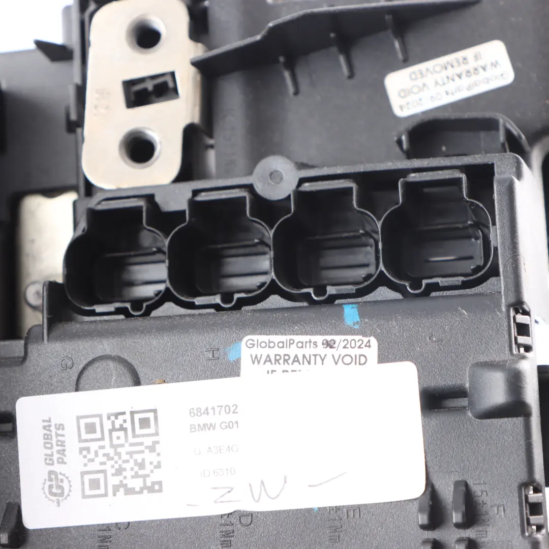 Distribution Junction Box Control Unit Rear 6841701 to BMW X3 G01 Power Battery with Part number 6841702 BMW X3 G01 Power Battery Distribution Junction Box Control Unit Rear 6841701 - SKU 6841702 - Part number 6841702