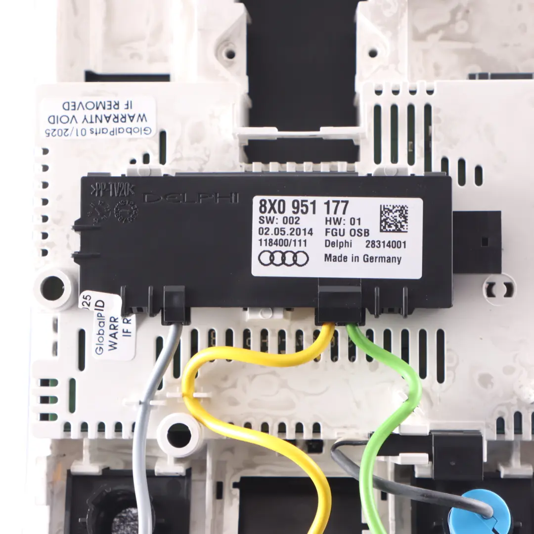  Panneau Commutateur Lampe Intérieure Pour Toit Avant Audi A1 8X Noir - SKU 8X0947135AJ - Numéro de pièce 8X0947135AJ