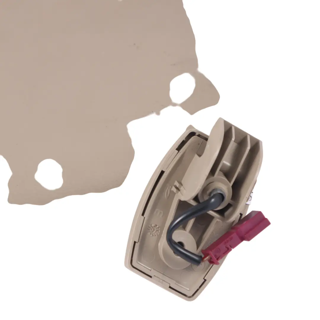 Espejo parasol derecho iluminado Beige crema para BMW E60 LCI con número de pieza 6987116 BMW E60 LCI Espejo parasol derecho iluminado Beige crema - SKU 6987116 - Número de pieza 6987116