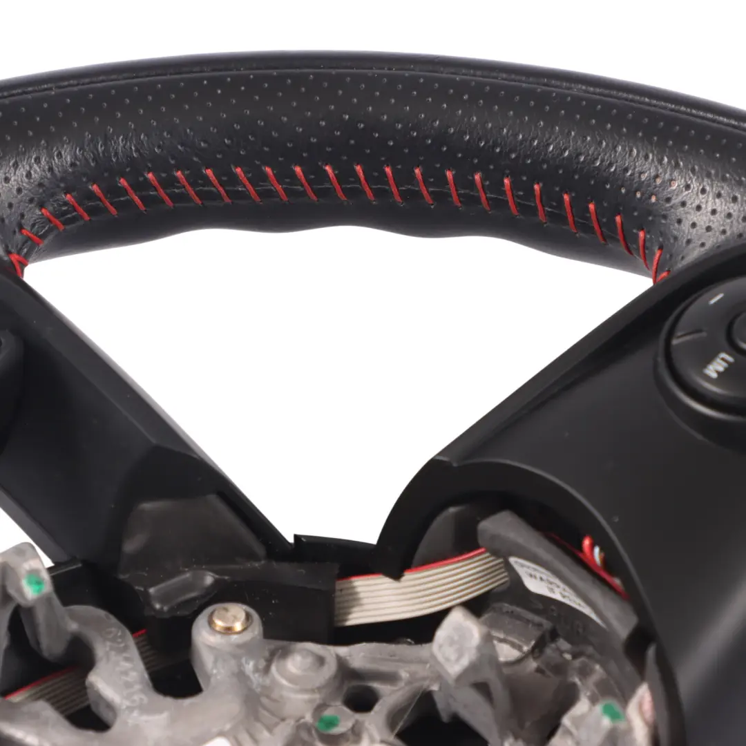 Volante Sportivo Mini Cooper S JCW F54 F55 F56 F57 F60 Pelle Nera con Fili Rossi - SKU 6996049 - Numero di parte 6996049