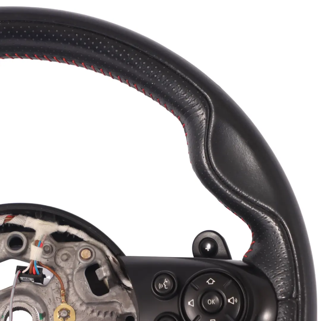Volante Sportivo Mini Cooper S JCW F54 F55 F56 F57 F60 Pelle Nera con Fili Rossi - SKU 6996049 - Numero di parte 6996049
