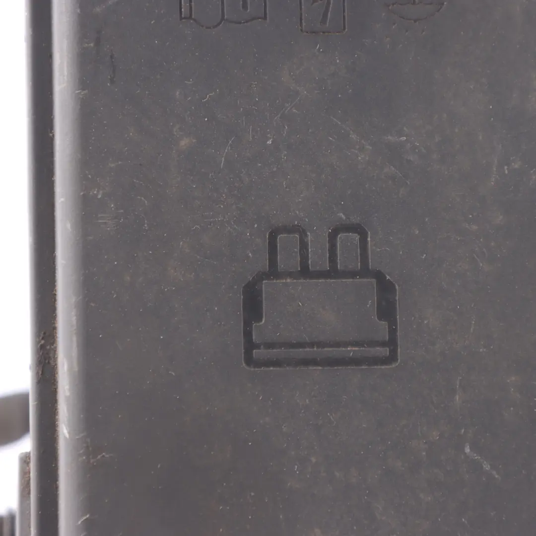 Sicherungs Kasten Steuergerät Relaiskasten für Audi A1 Seat Ibiza mit Teilenummer 6C0907361E Audi A1 Seat Ibiza Sicherungs Kasten Steuergerät Relaiskasten - SKU 6C0907361E - Teilenummer 6C0907361E